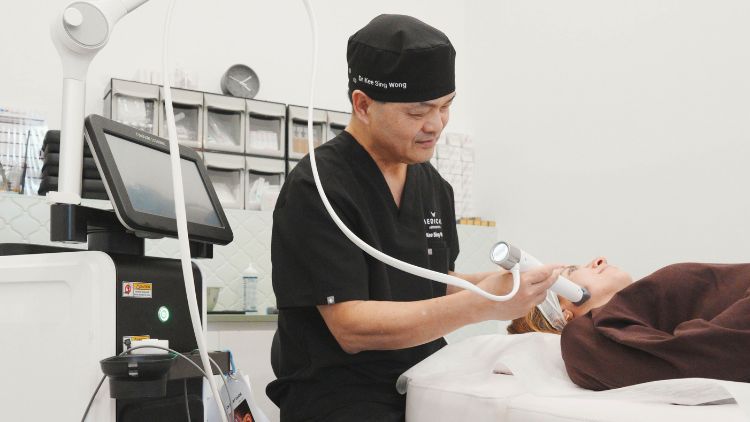 Radio Frequency Neck Tightening: Supporting Neck Skin Firmness Without Surgery